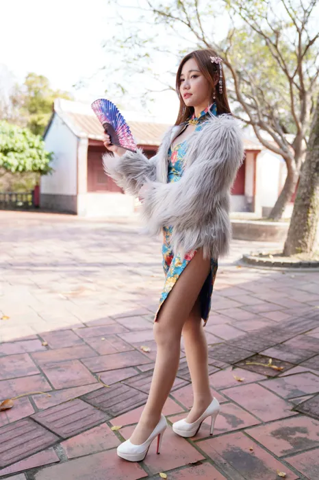 [Mzsock] NO.065 Su Xiaoli ultra short slit cheongsam high heels beautiful legs outdoor shot street photography#[102P]-44